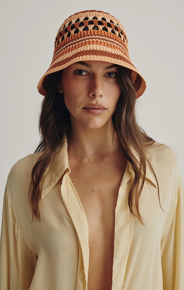 CAPE BUCKET